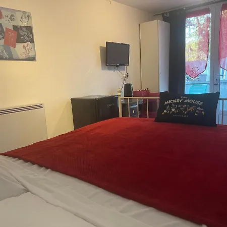شامبر دوت بوارييه بازين Montry