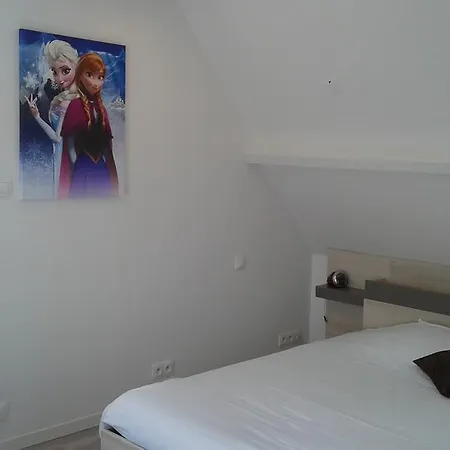 D'hotes Poirier Bazin Bed & Breakfast Montry