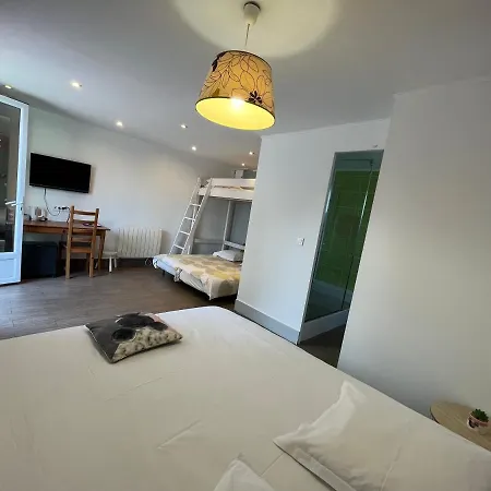 D'hotes Poirier Bazin Nocleg ze śniadaniem 3*