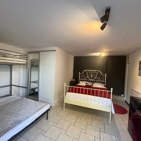D'hotes Poirier Bazin Nocleg ze śniadaniem 3*